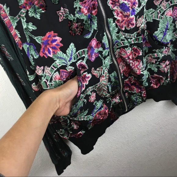 Tolani Velvet Burnout Bomber Jacket - Picture 5 of 8